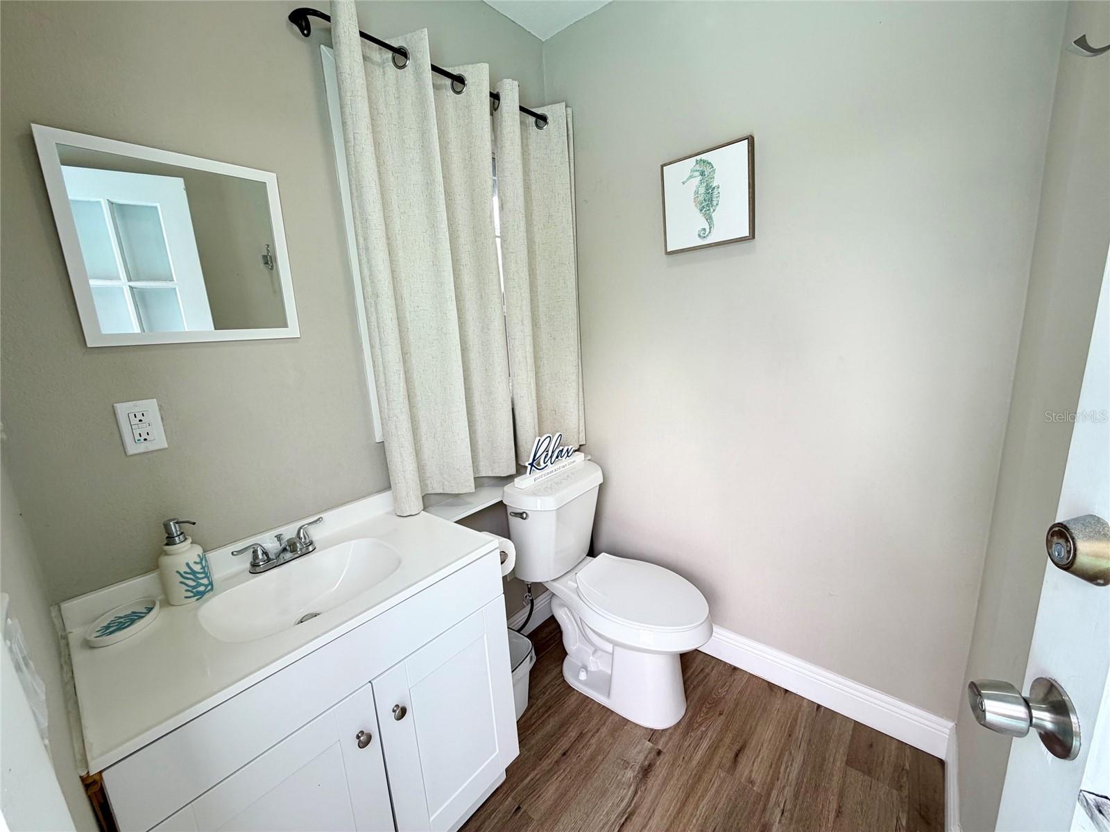 551 OMAHA ST — photo 33