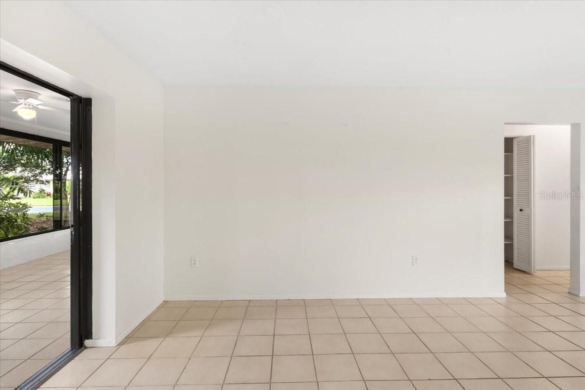 1608 BOB O LINK DR — photo 15