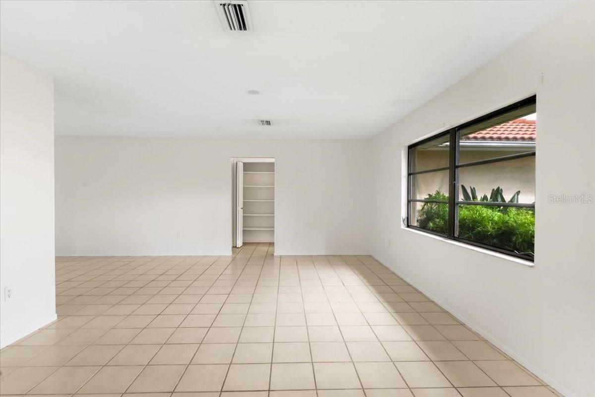 1608 BOB O LINK DR — photo 12