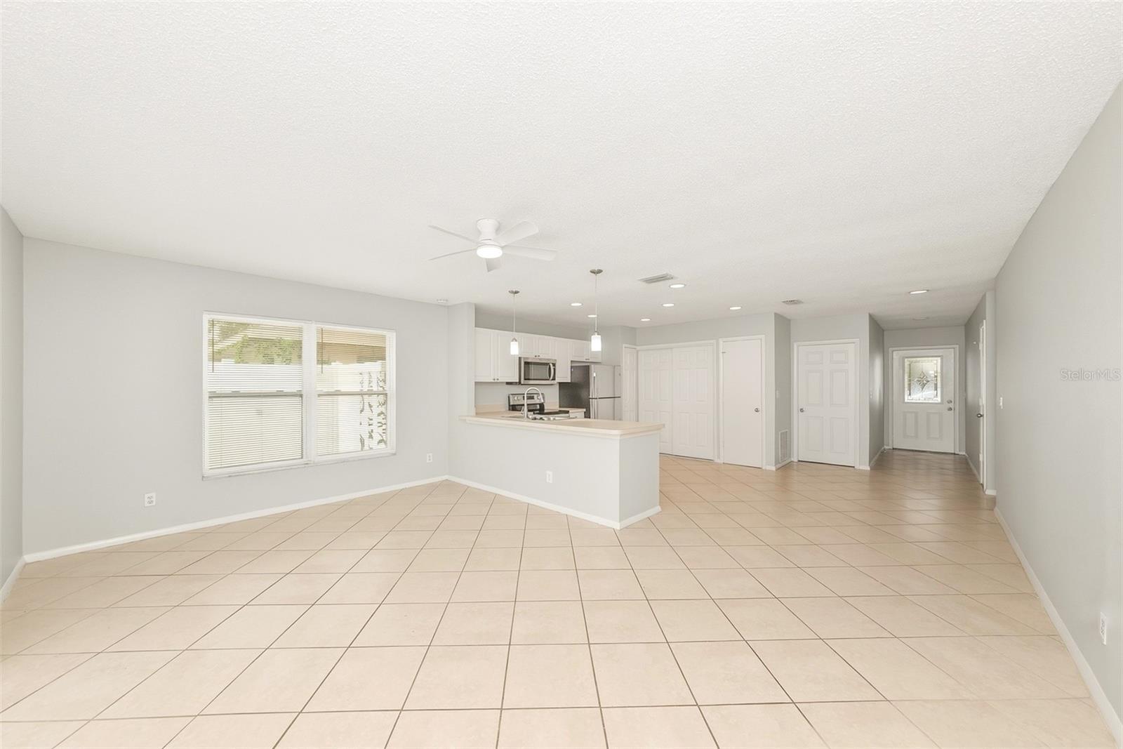 1215 39TH ST W — photo 2