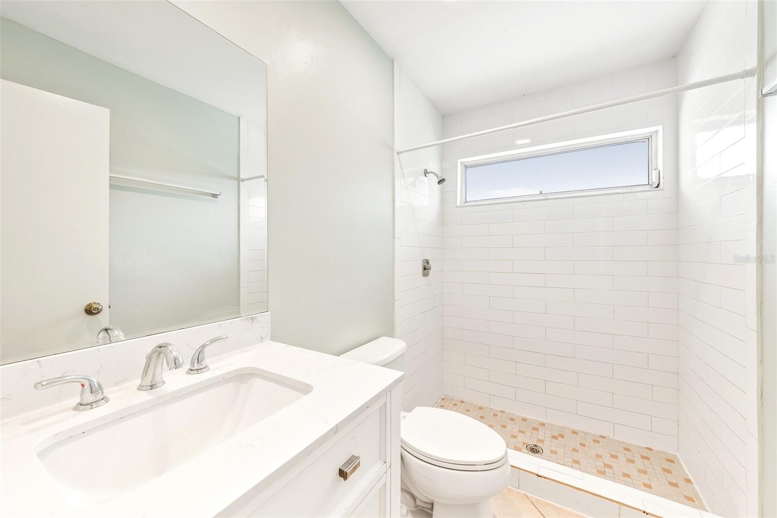 1215 39TH ST W — photo 13