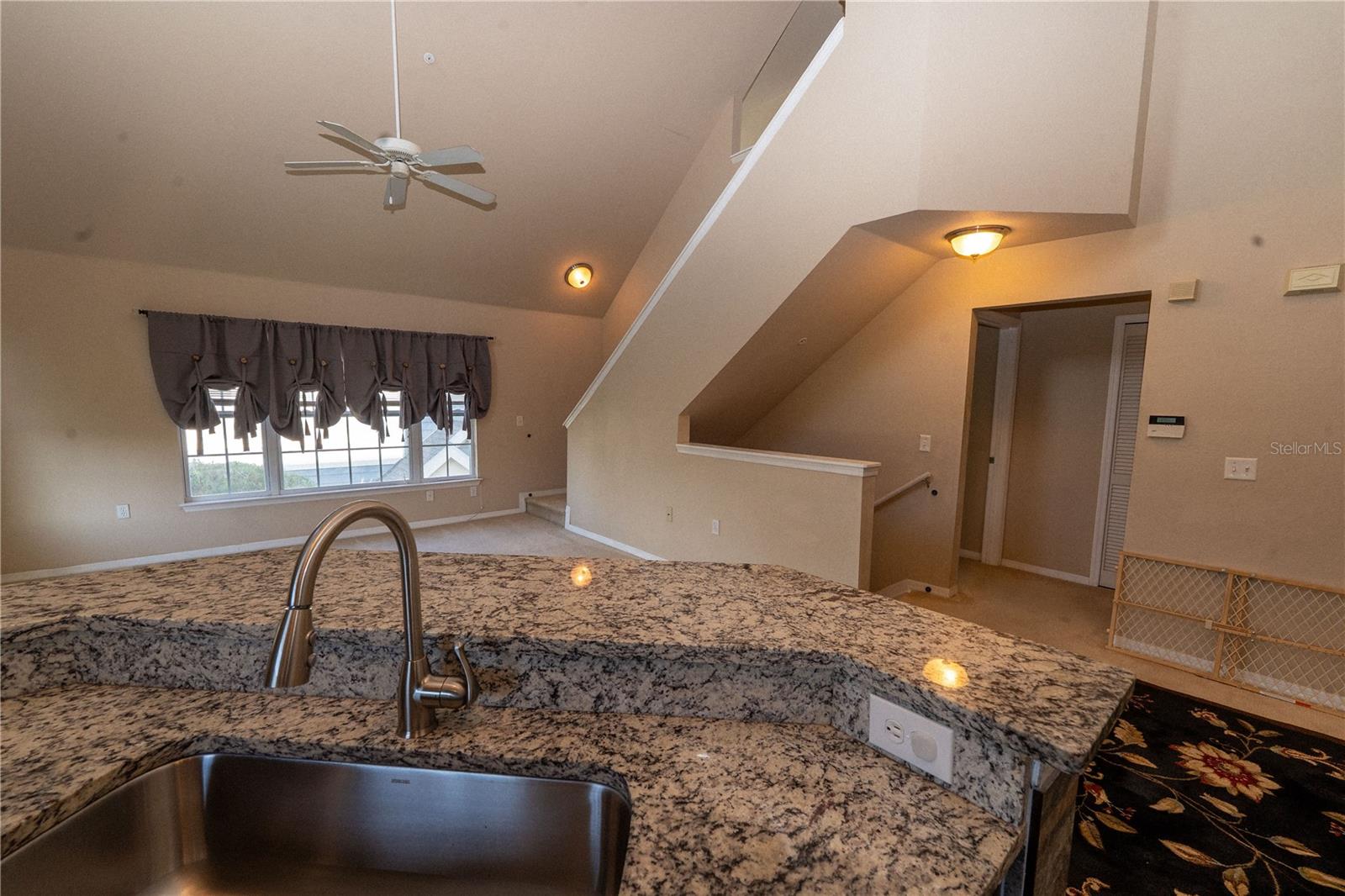 5511 ROSEHILL RD #203 — photo 9