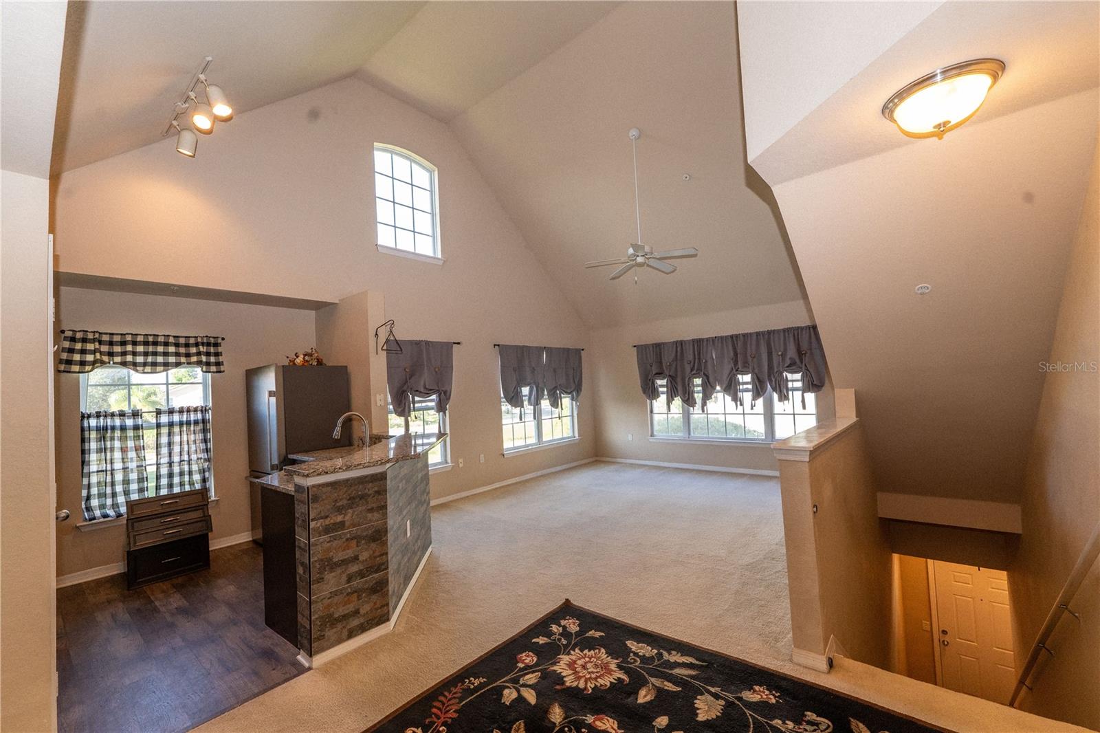 5511 ROSEHILL RD #203 — photo 4