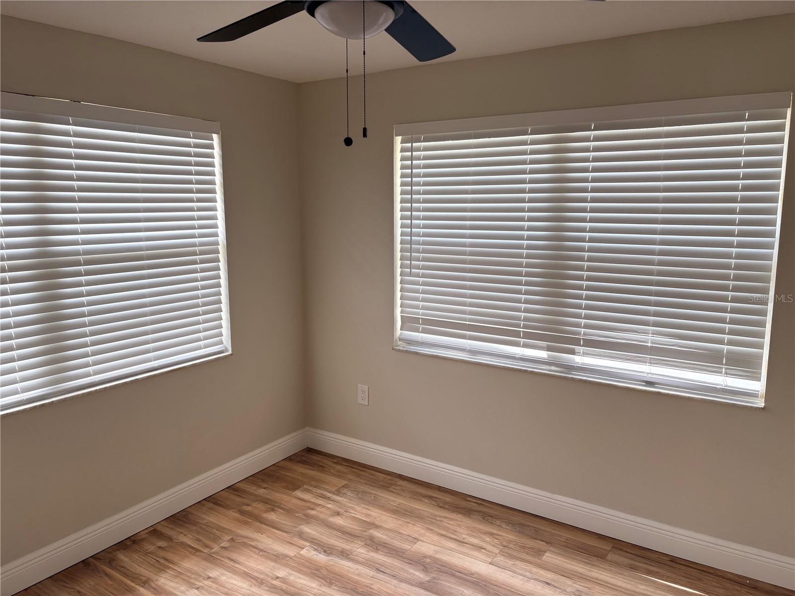 7350 FAIRFAX DR — photo 22