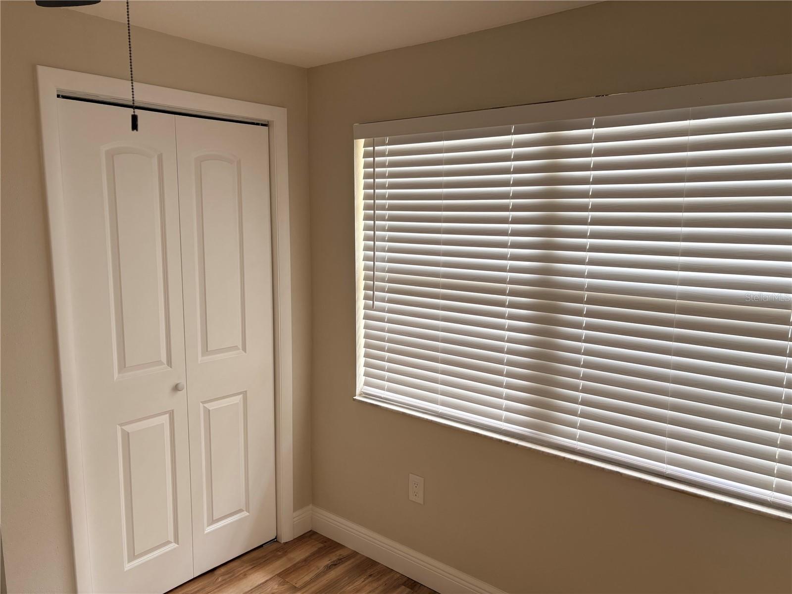 7350 FAIRFAX DR — photo 23