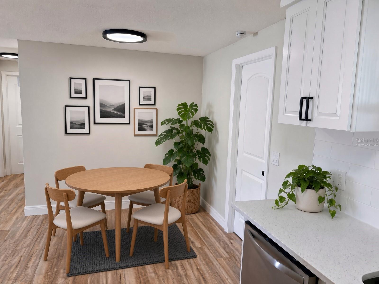 7350 FAIRFAX DR — photo 7