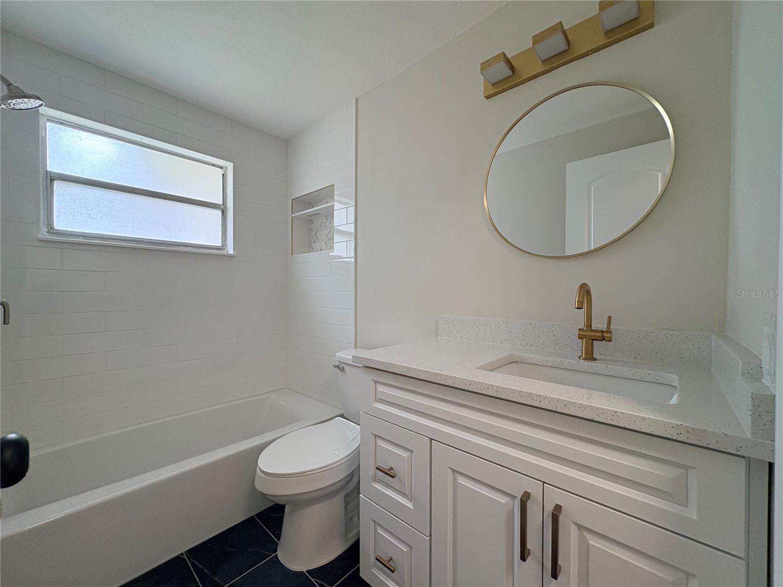 7350 FAIRFAX DR — photo 10