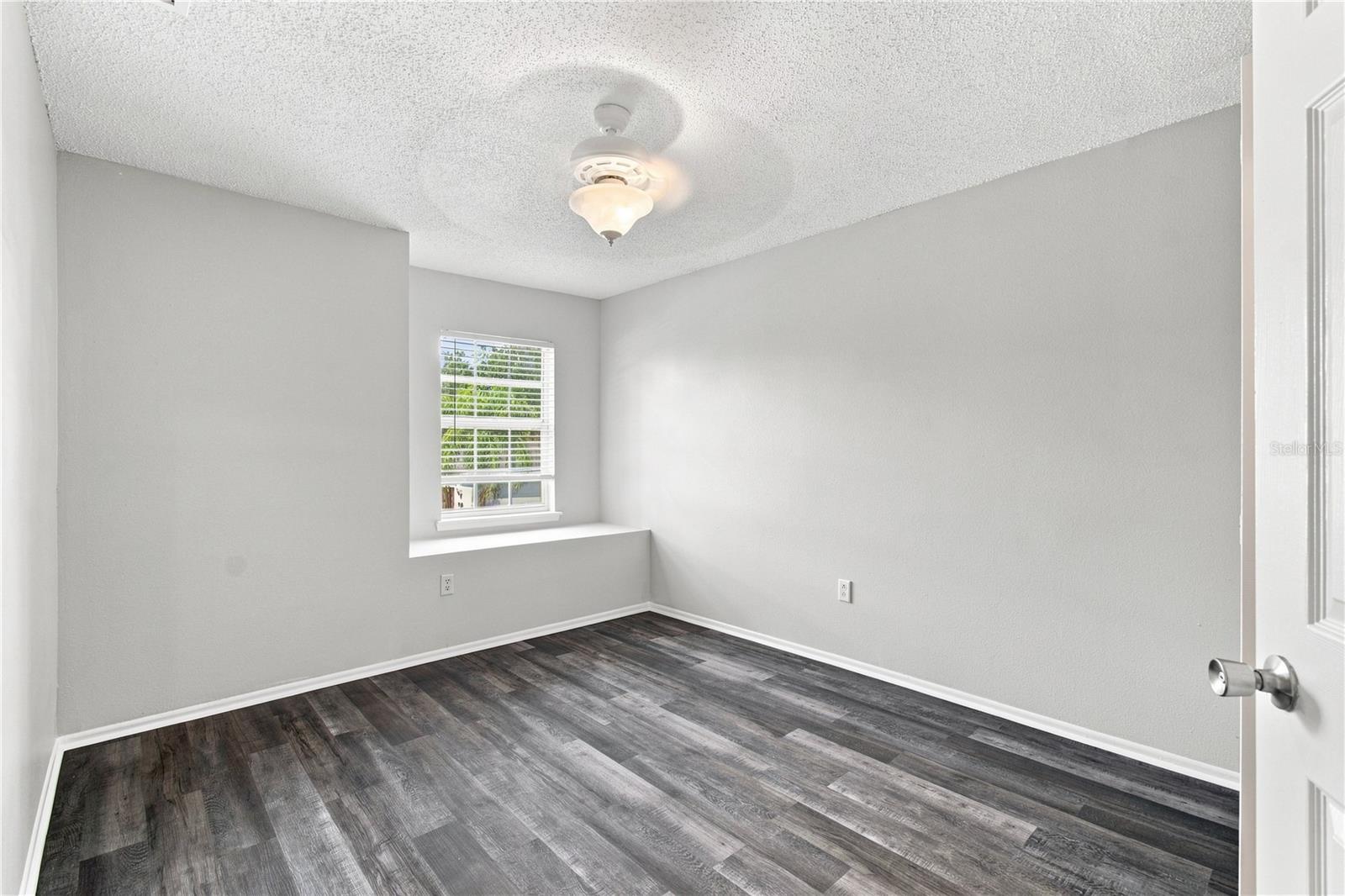 13417 BEECHBERRY DR — photo 31