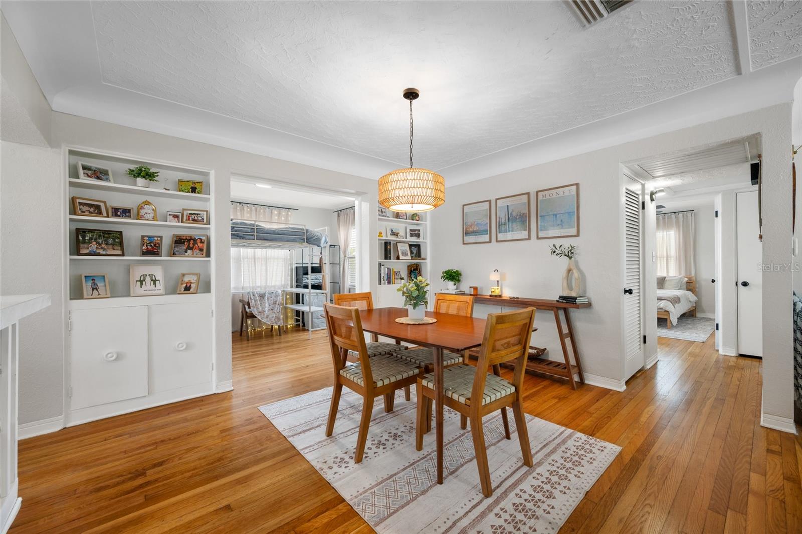 6219 HAMPTON DR N — photo 5
