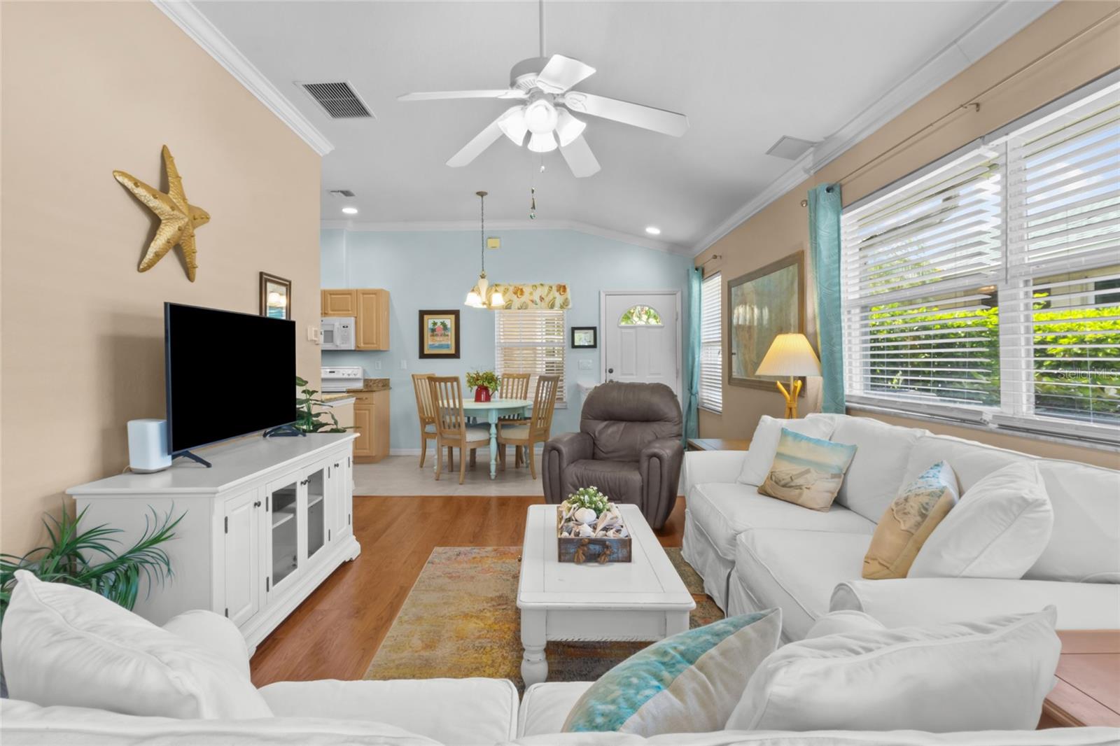1202 AUBURN COVE CIR — photo 9