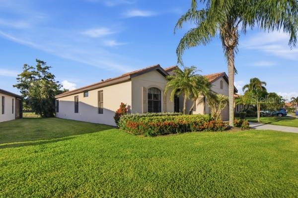 1884 BATELLO DR — photo 33