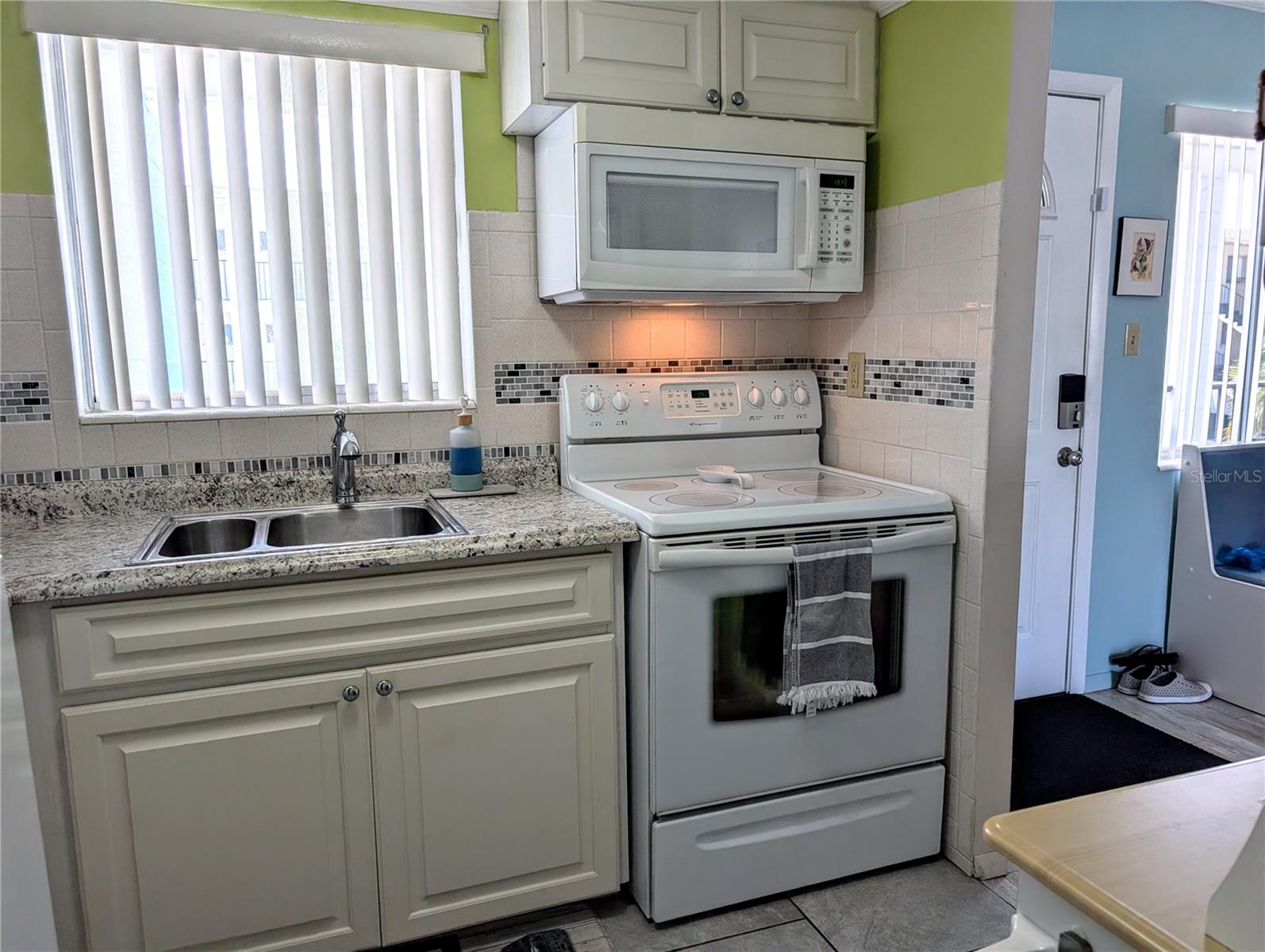 2321 SUNSET DR #H-25 — photo 5