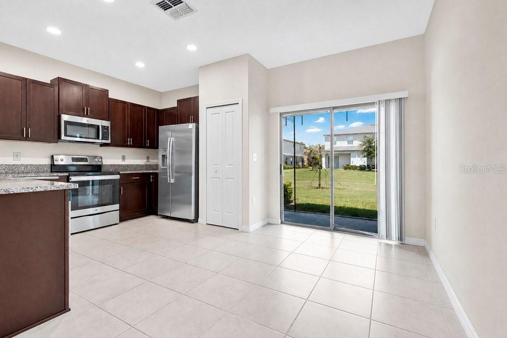 9640 MULBERRY MARSH LN — photo 3