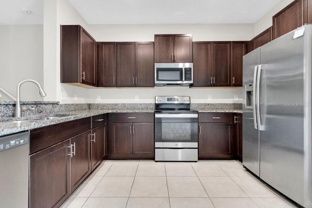 9640 MULBERRY MARSH LN — photo 6