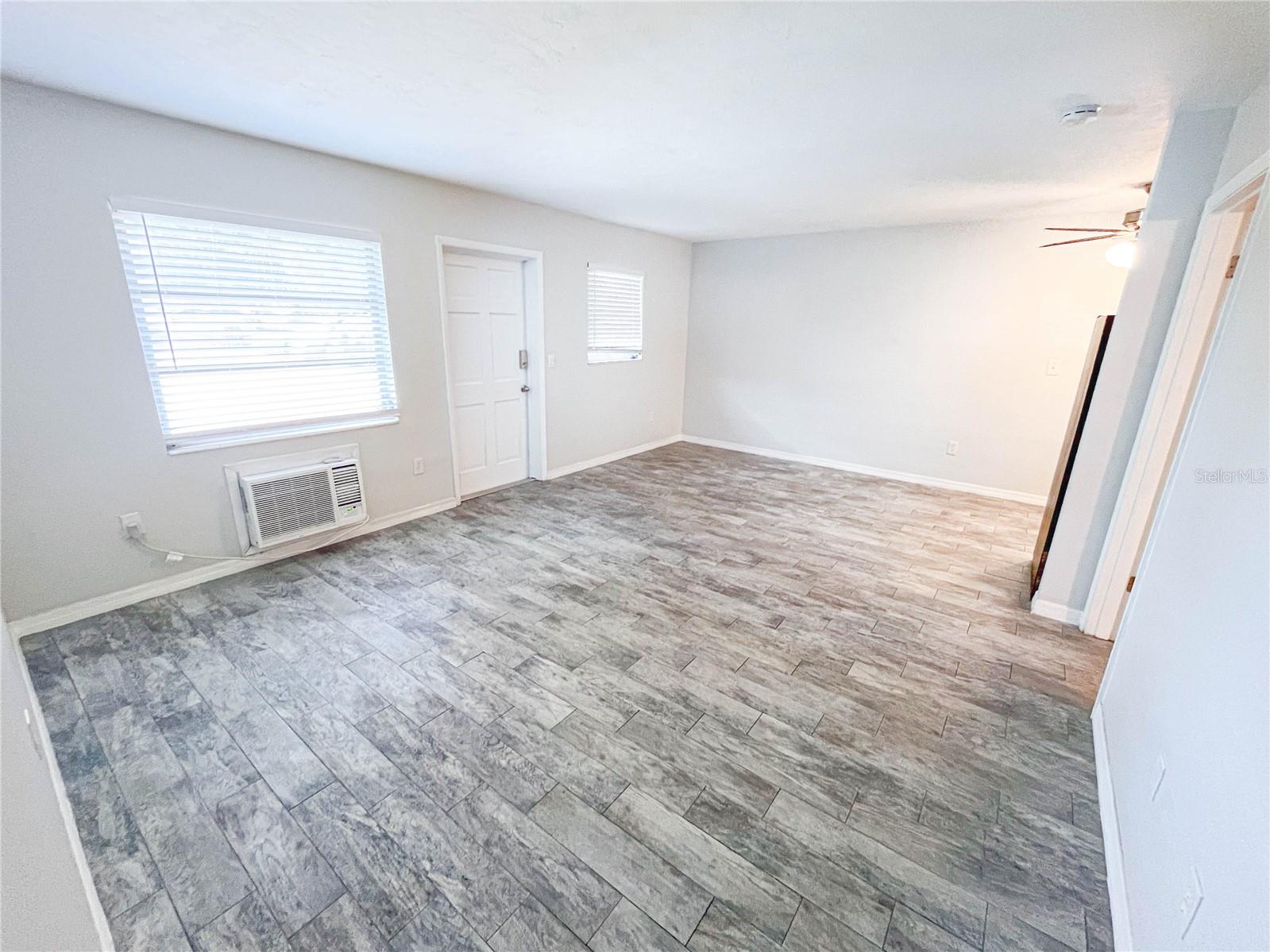 6373 GATEWAY AVE — photo 5
