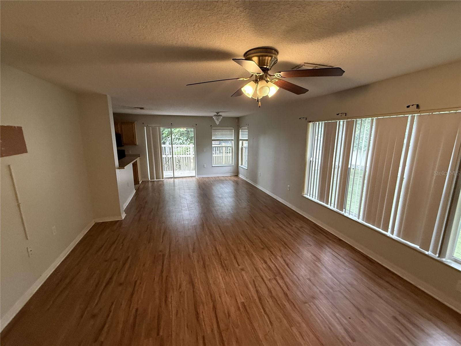4521 LIMERICK DR — photo 3