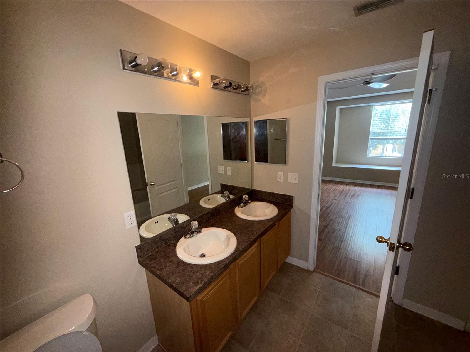 4521 LIMERICK DR — photo 15