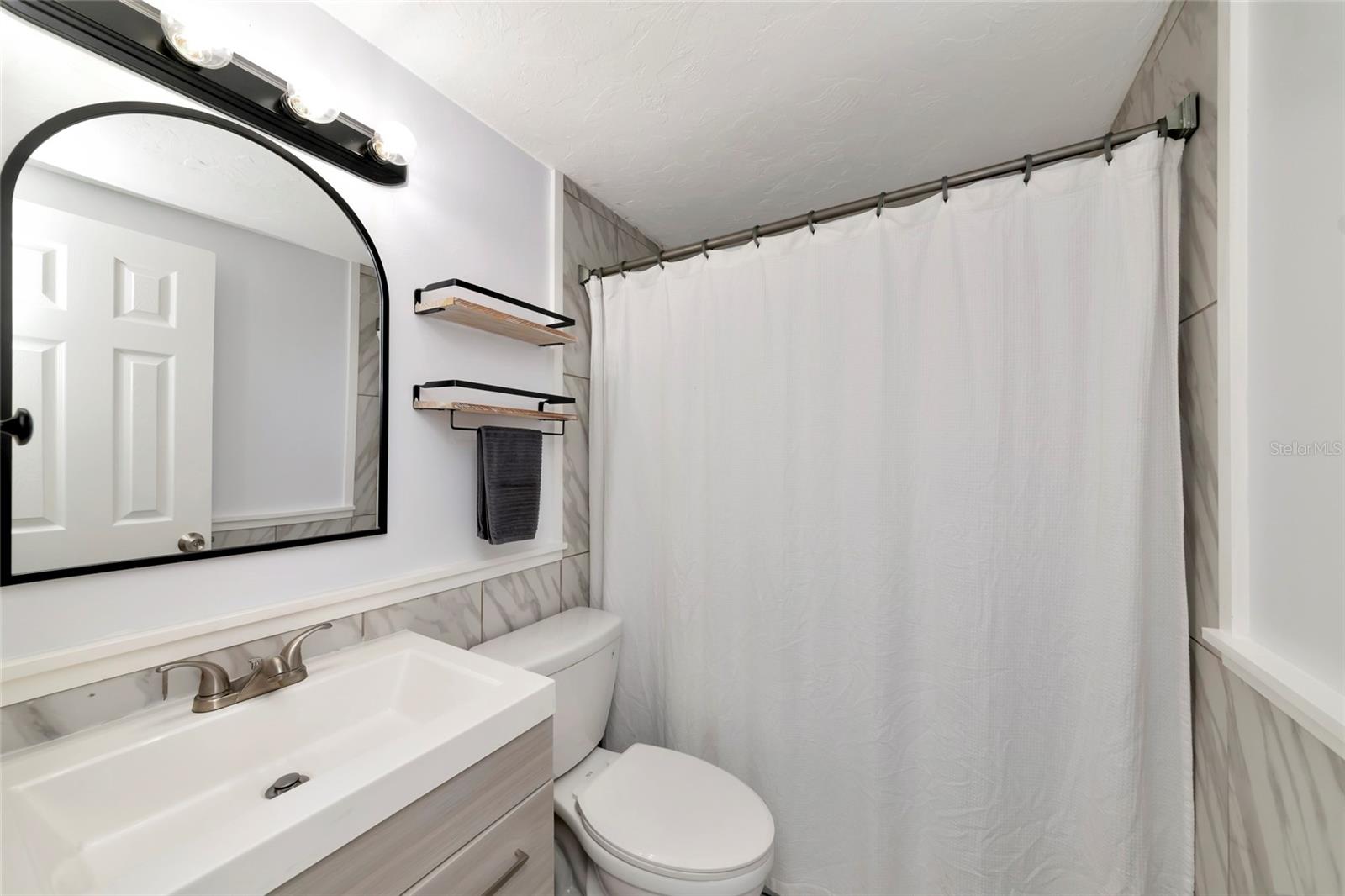 2951 EDGEWOOD LN — photo 9