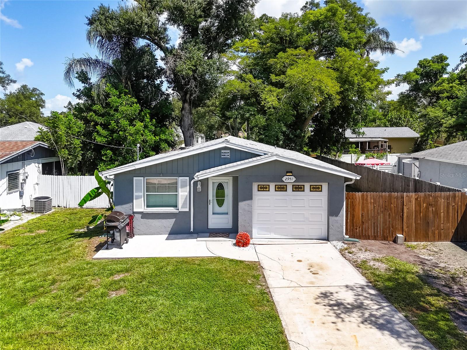 2951 EDGEWOOD LN — photo 4