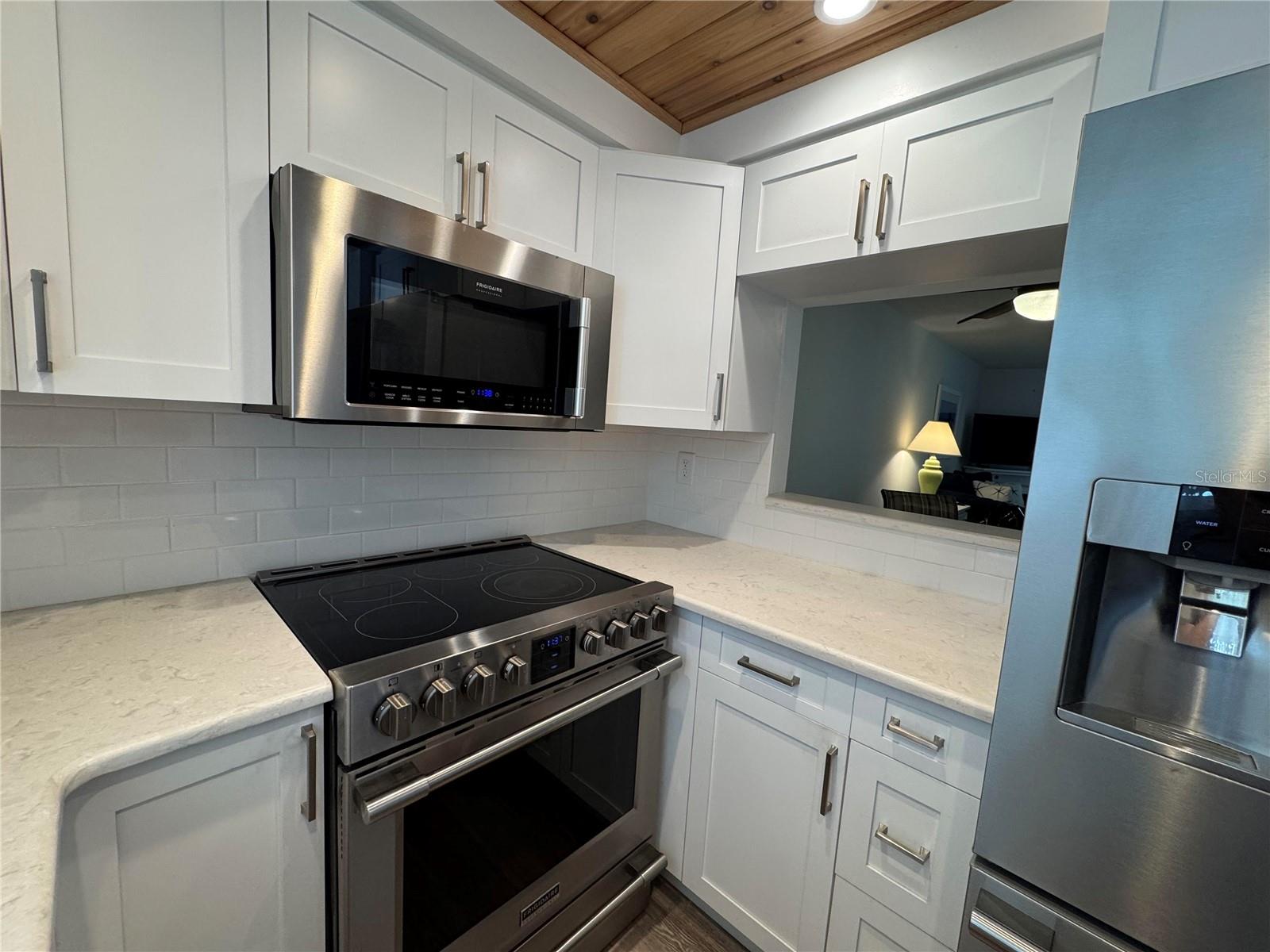 204 46TH AVENUE TER W #411 — photo 9
