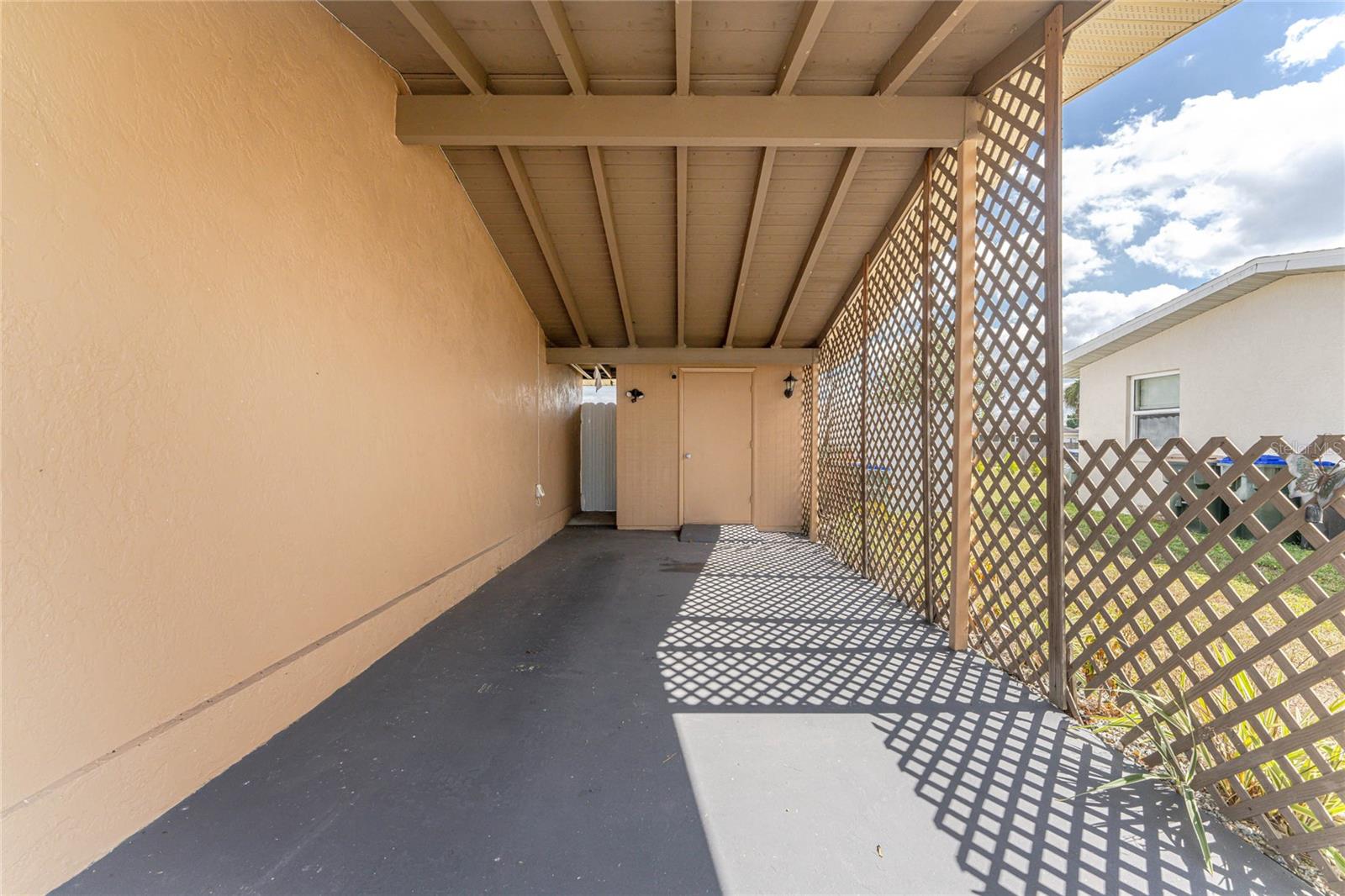 4568 GROBE ST — photo 39