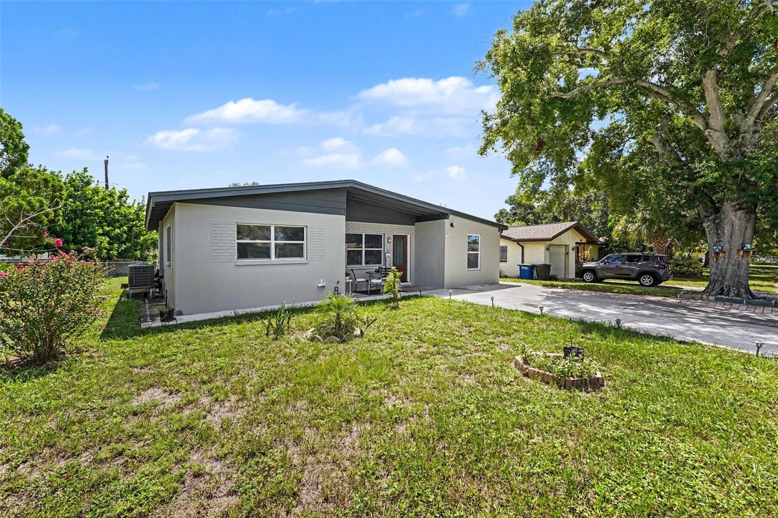 1935 ATLANTIS DR — photo 3
