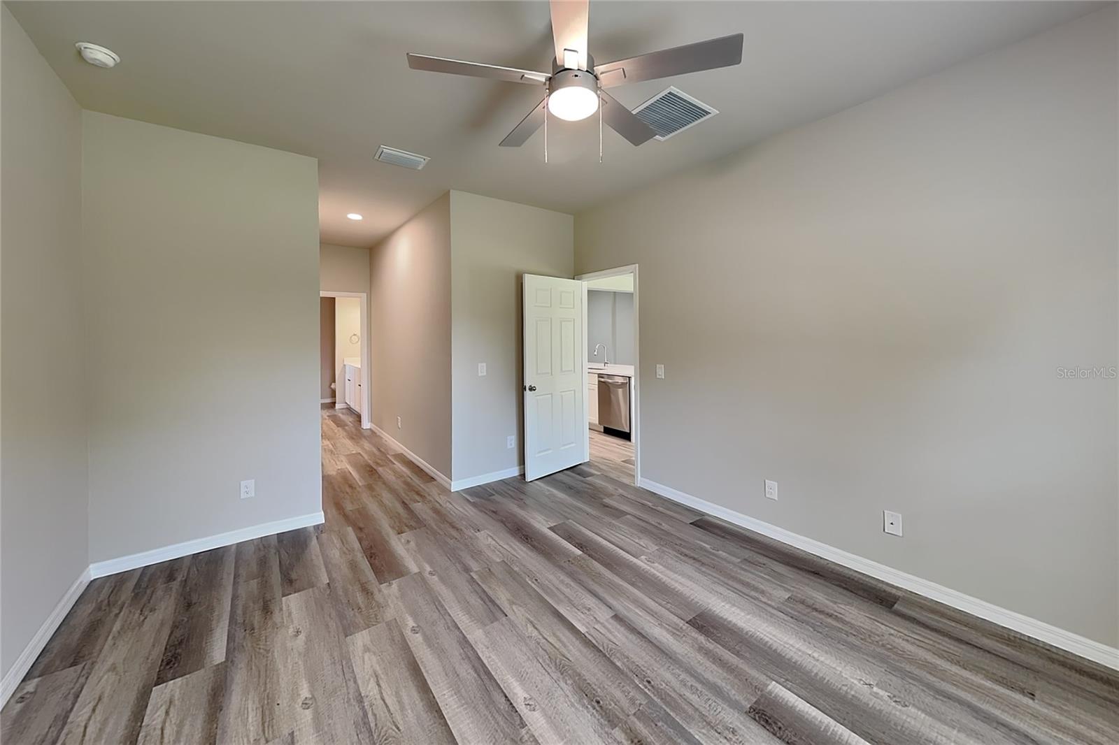 2440 BRONCO LN — photo 7