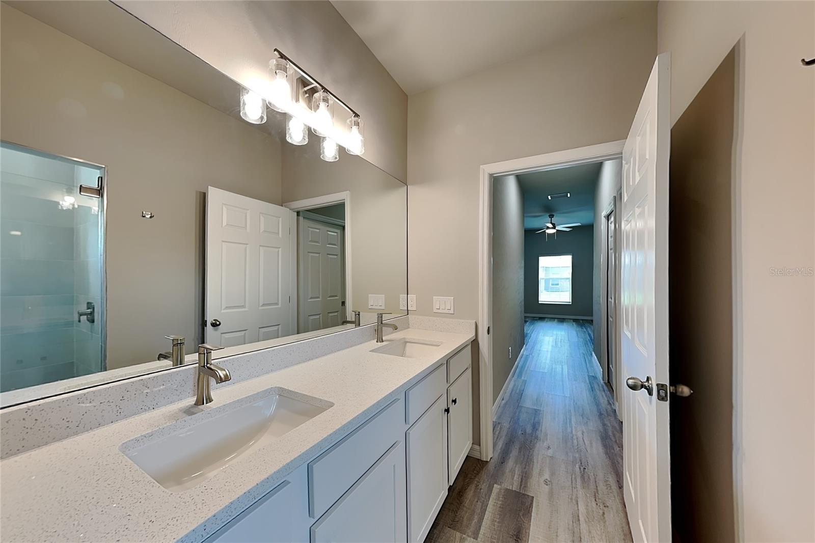 2440 BRONCO LN — photo 8