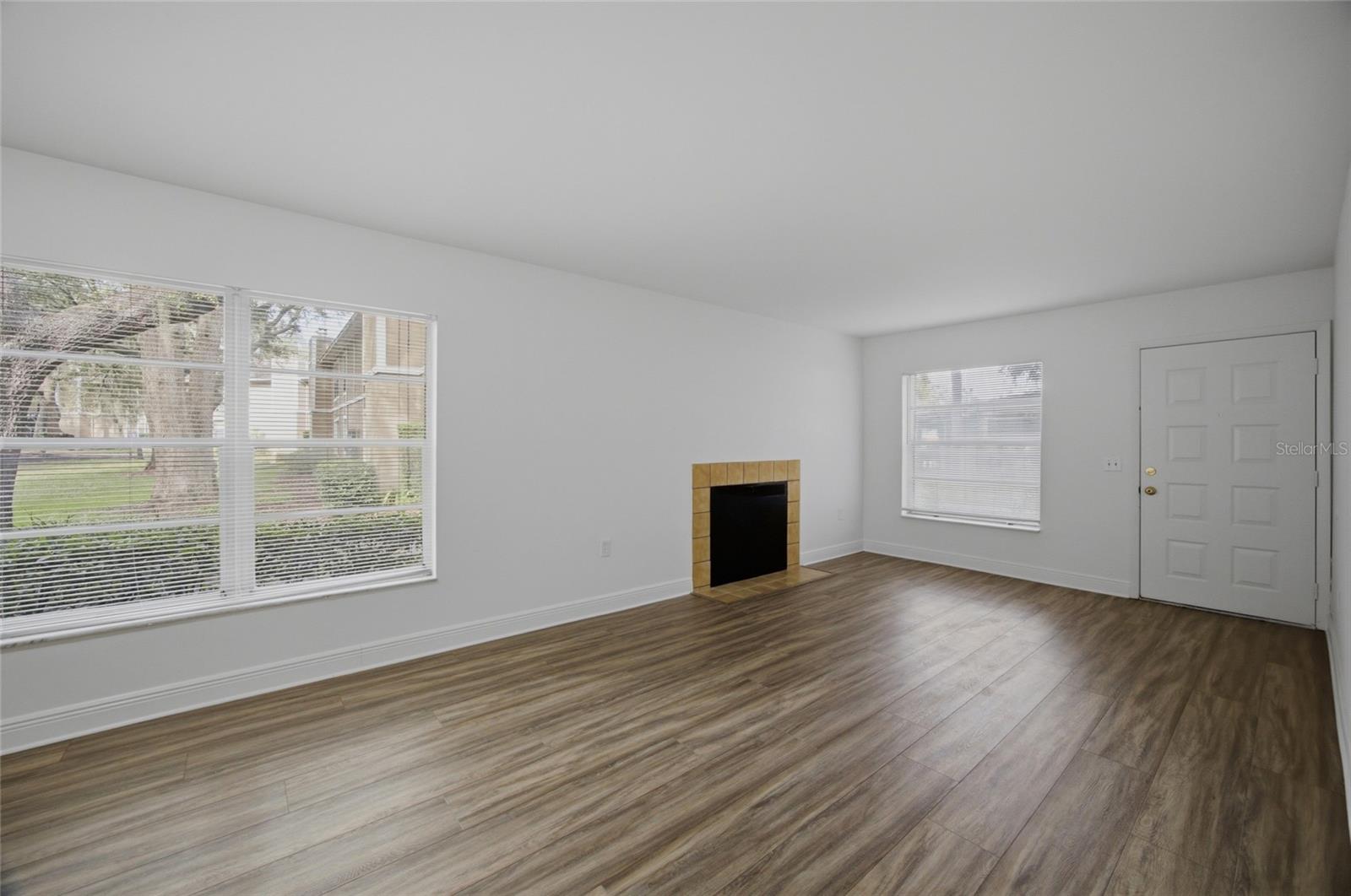 14315 HANGING MOSS CIR #101 — photo 4