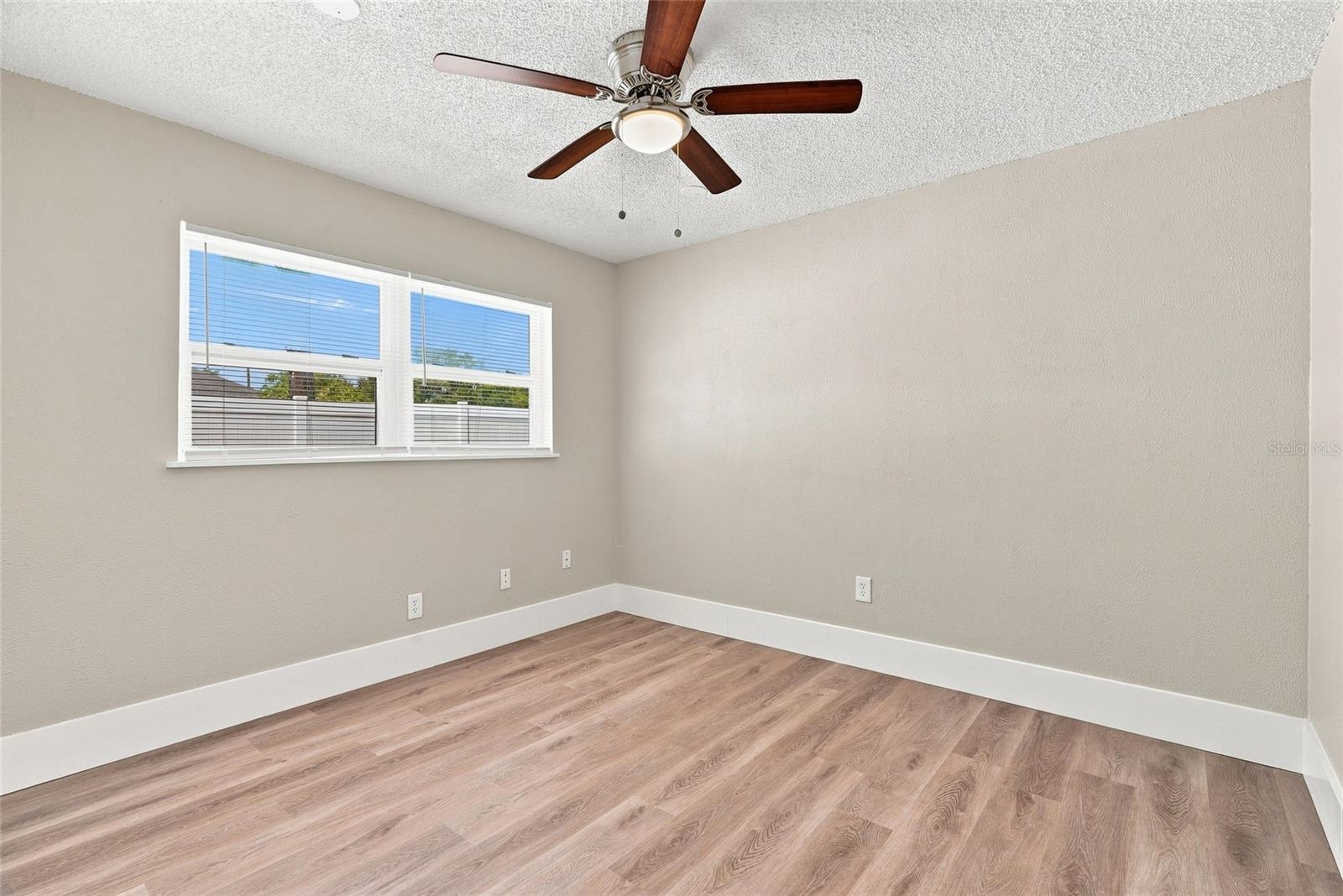 13691 SERENA DR — photo 35