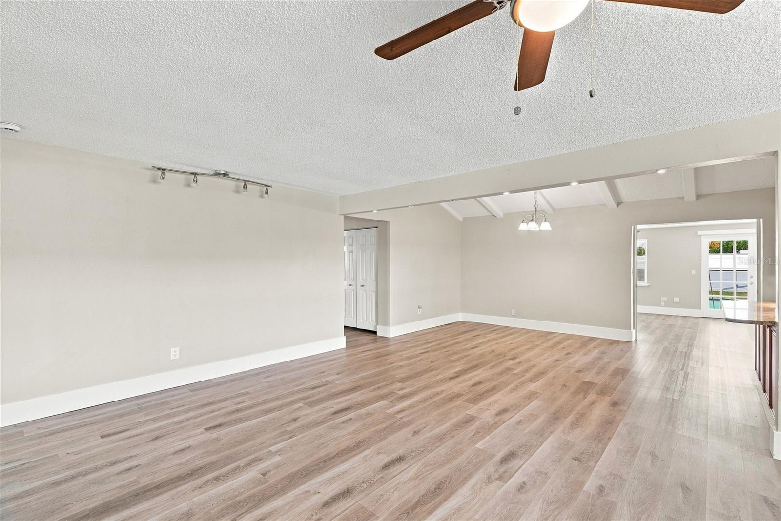 13691 SERENA DR — photo 12