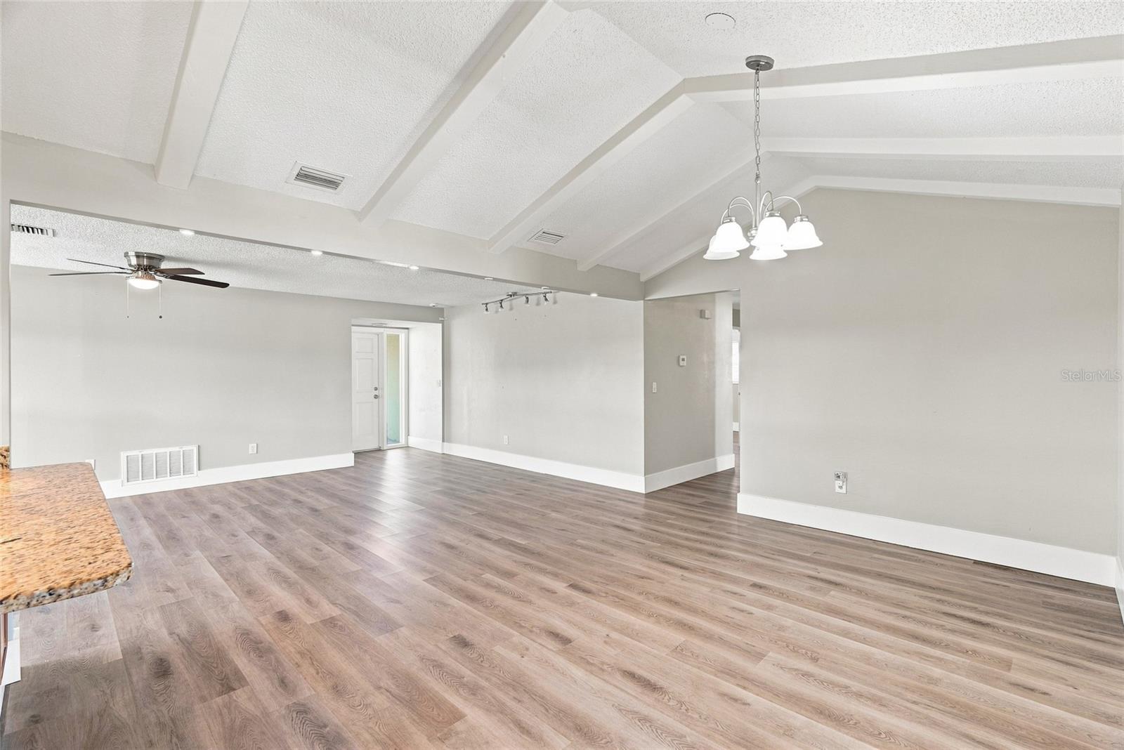 13691 SERENA DR — photo 8