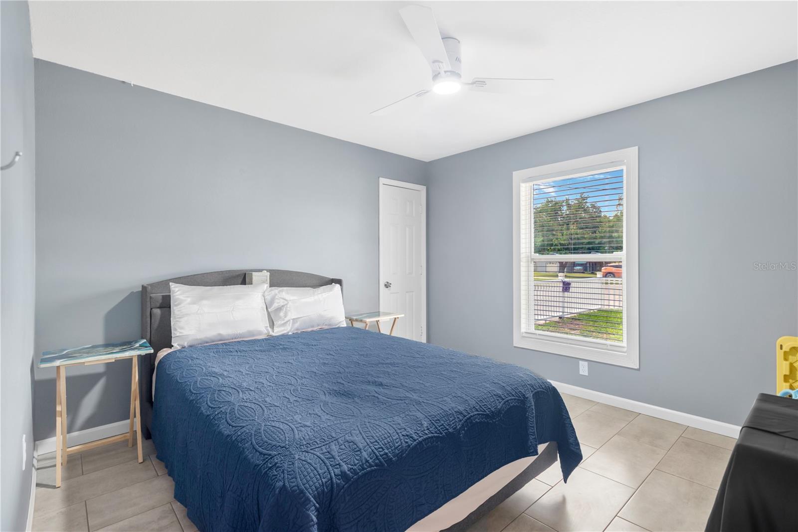 2054 SAFFOLD PARK DR — photo 16