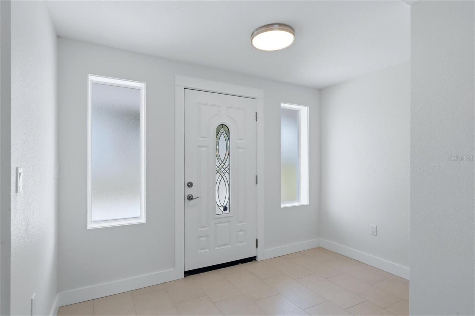286 MOUNT VERNON DR — photo 4