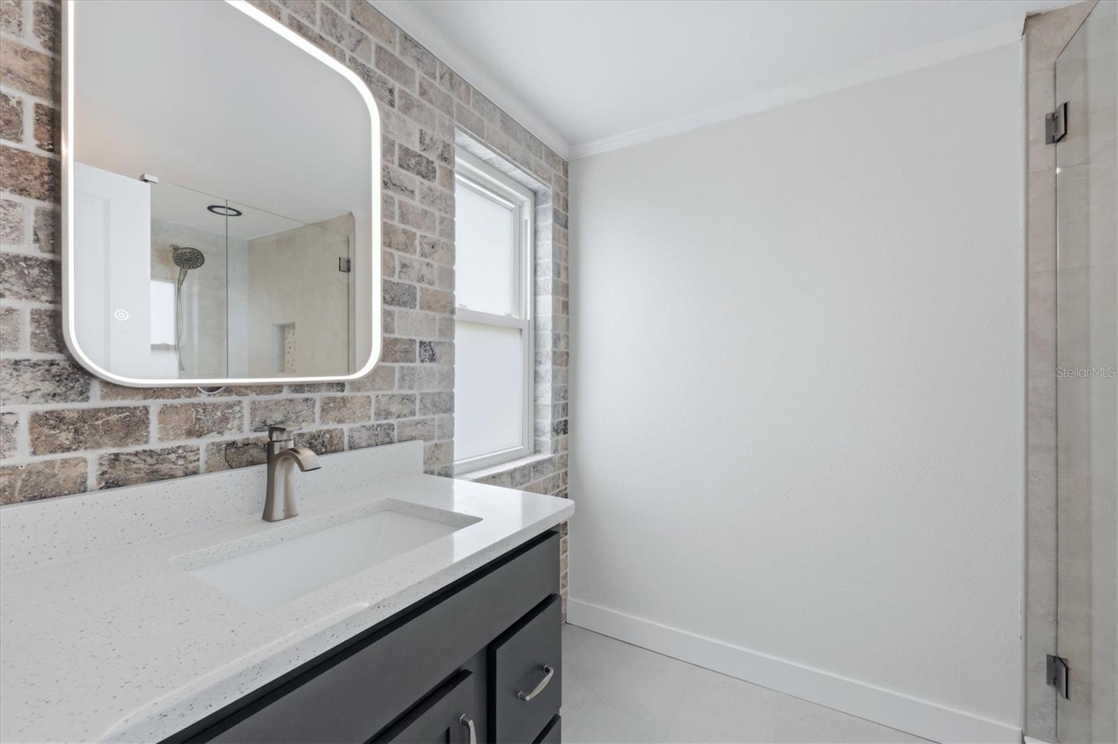 286 MOUNT VERNON DR — photo 22