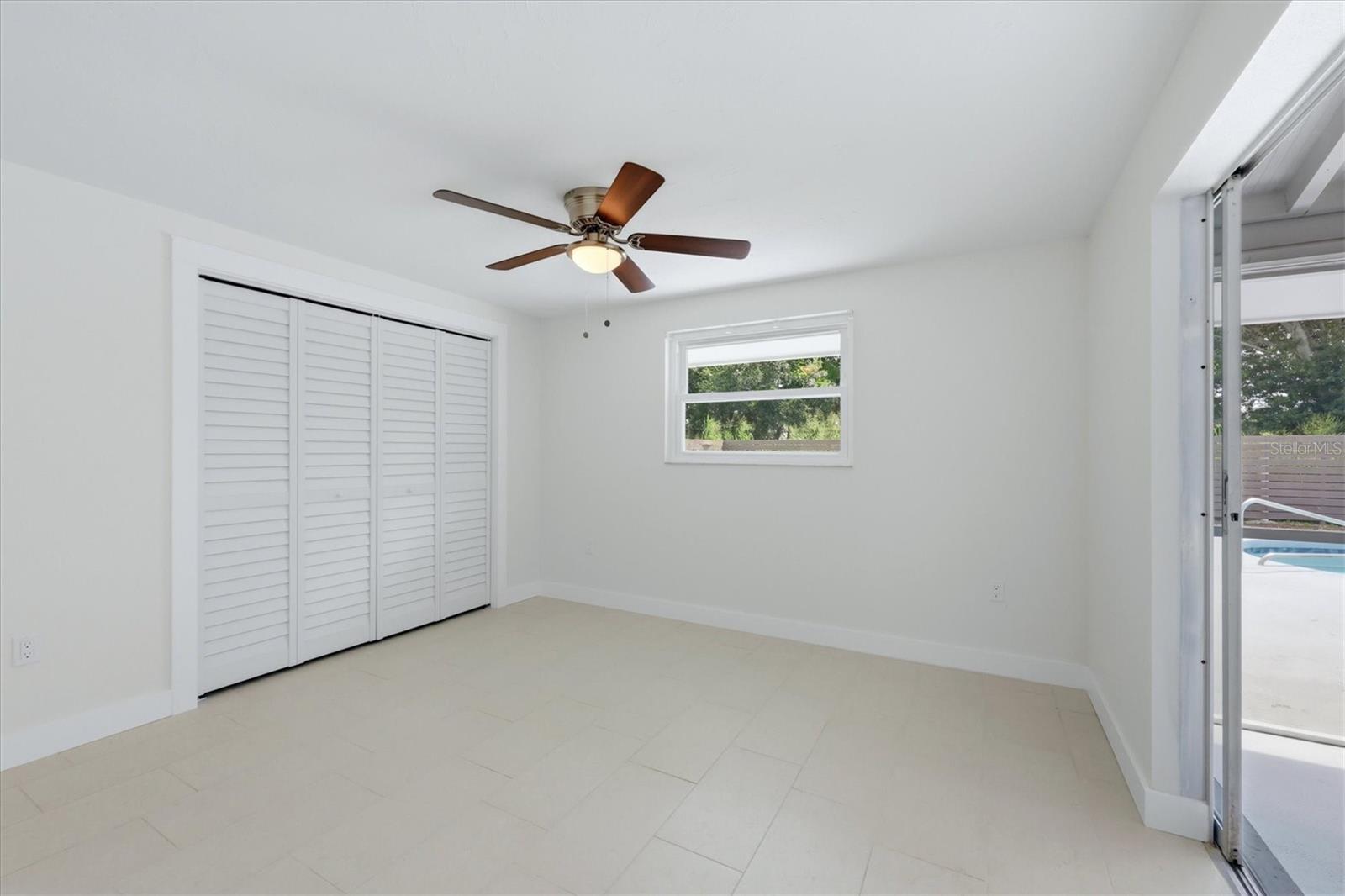286 MOUNT VERNON DR — photo 16