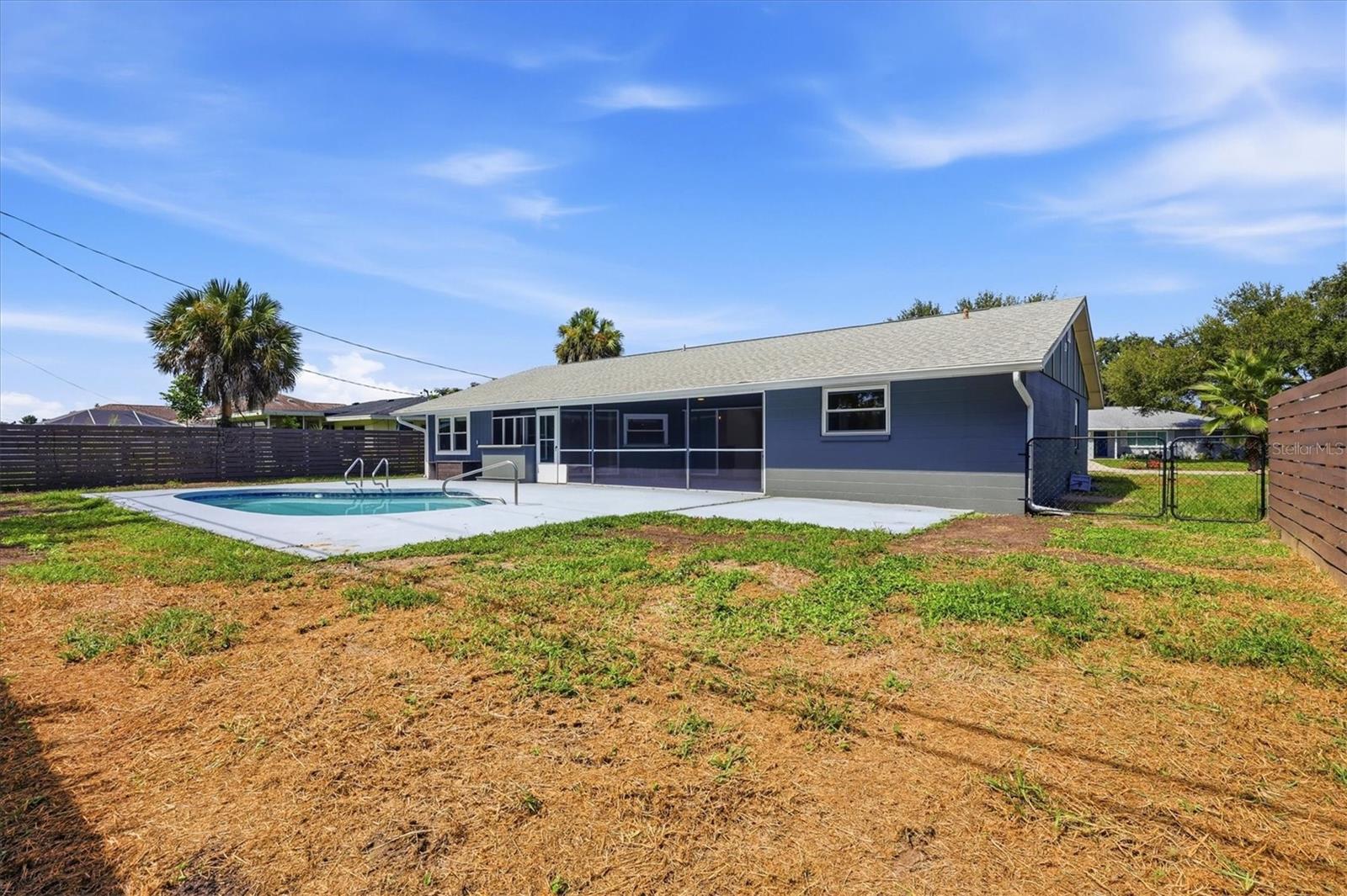 286 MOUNT VERNON DR — photo 33