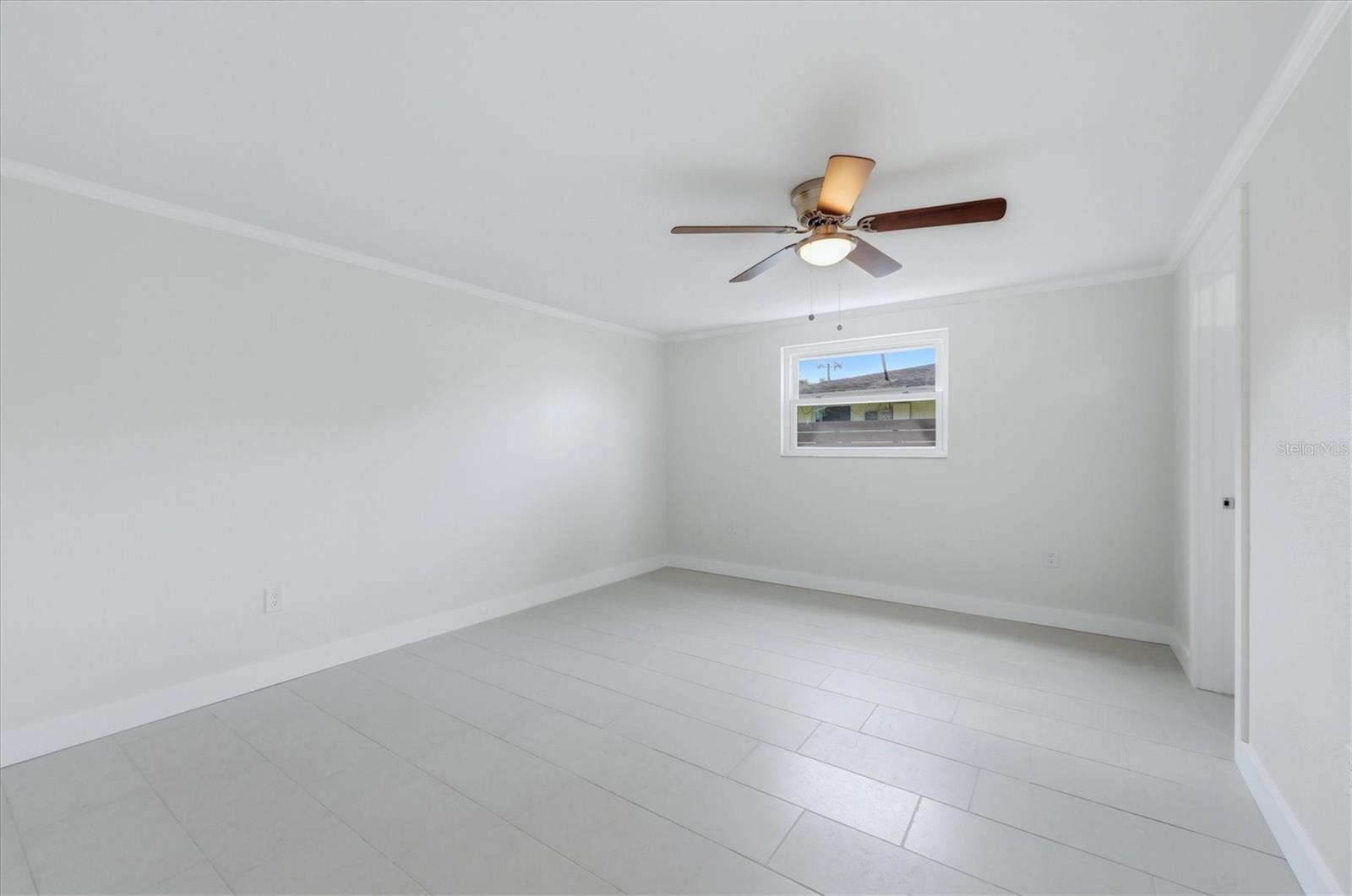 286 MOUNT VERNON DR — photo 20