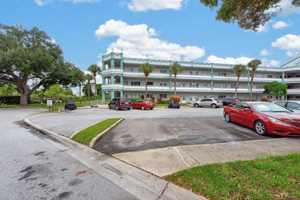 2370 JAMAICAN ST #30 — photo 3