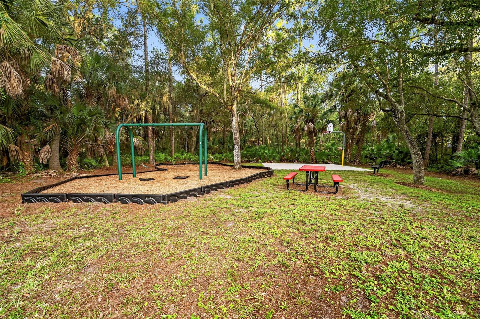 608 WOODVIEW WAY — photo 42