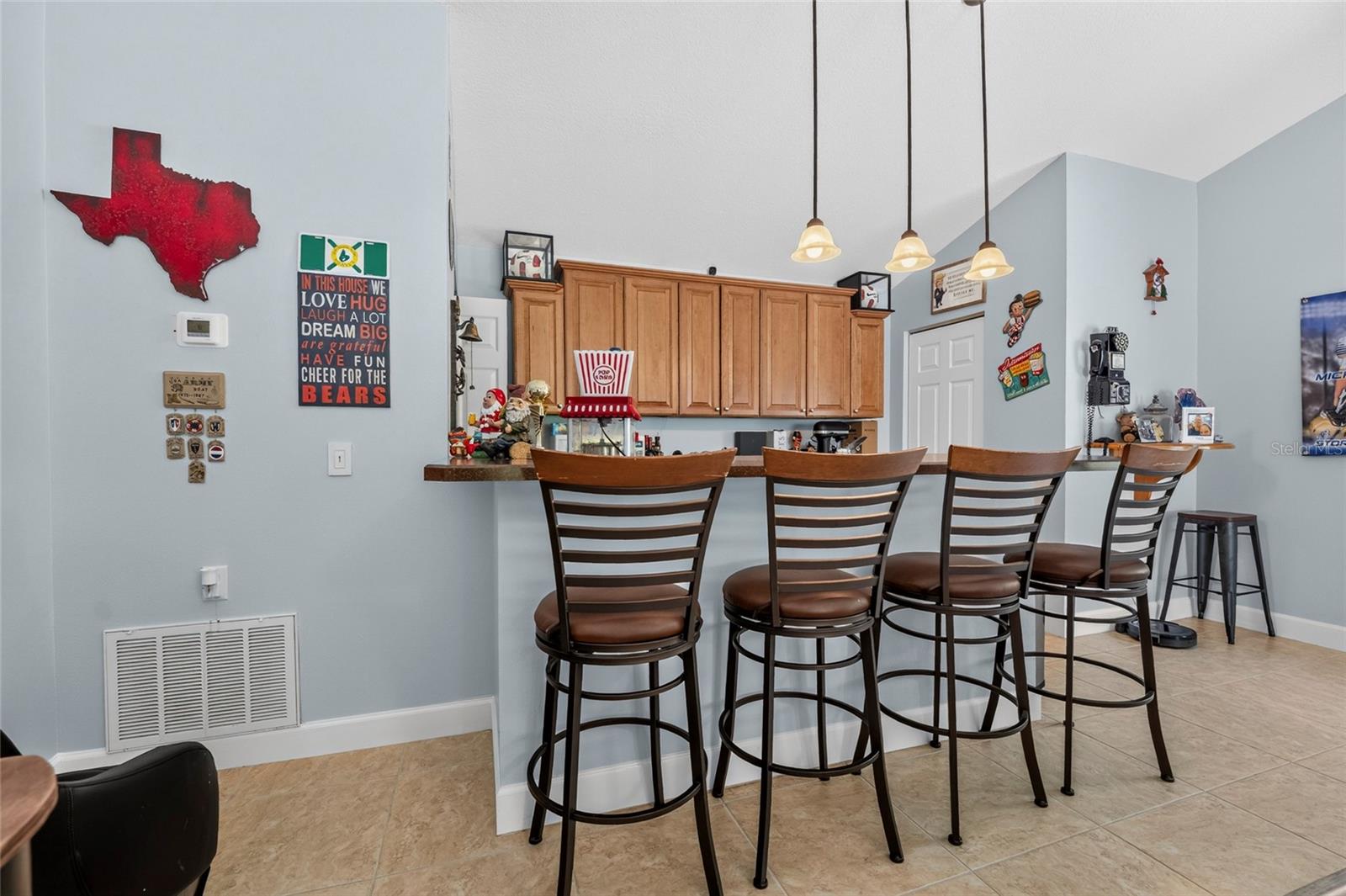 608 WOODVIEW WAY — photo 31