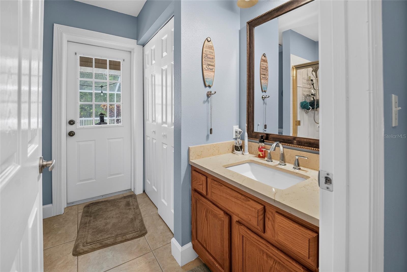 608 WOODVIEW WAY — photo 35