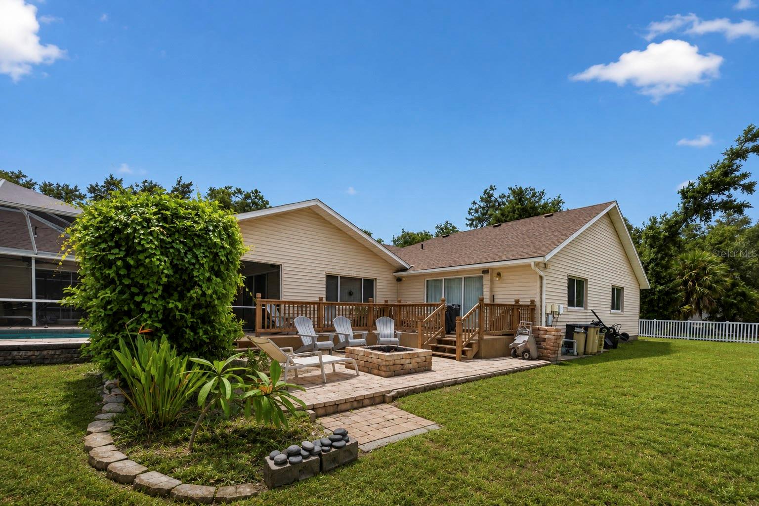 608 WOODVIEW WAY — photo 38