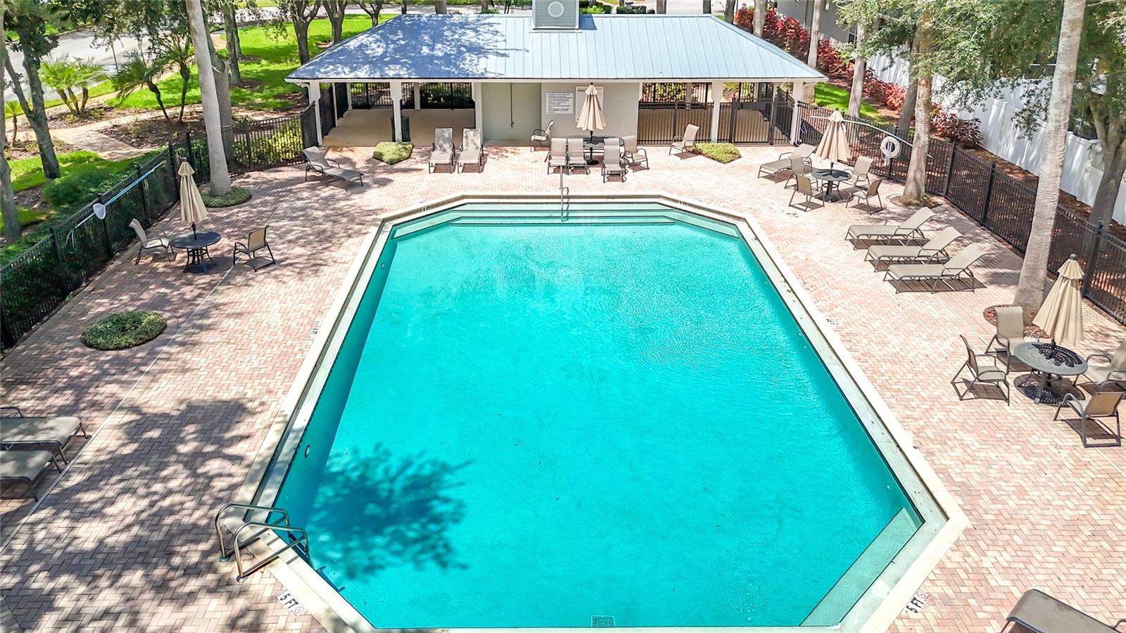 5014 BRIDGEWAY LN — photo 37
