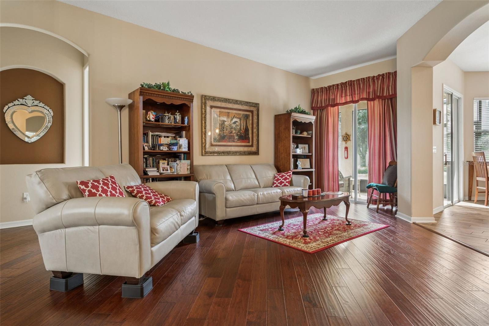 1430 BEACONSFIELD DR — photo 5