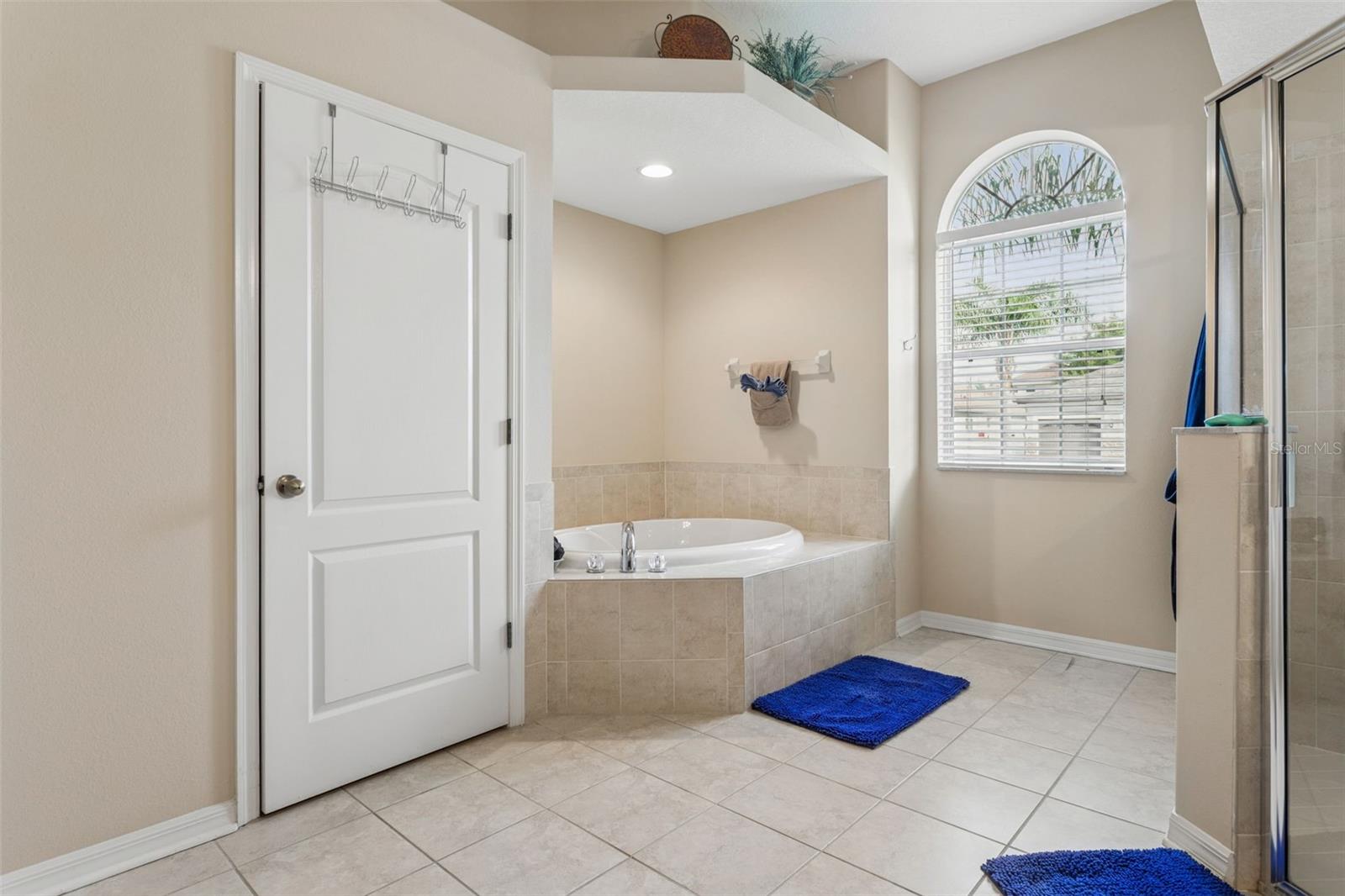 1430 BEACONSFIELD DR — photo 22