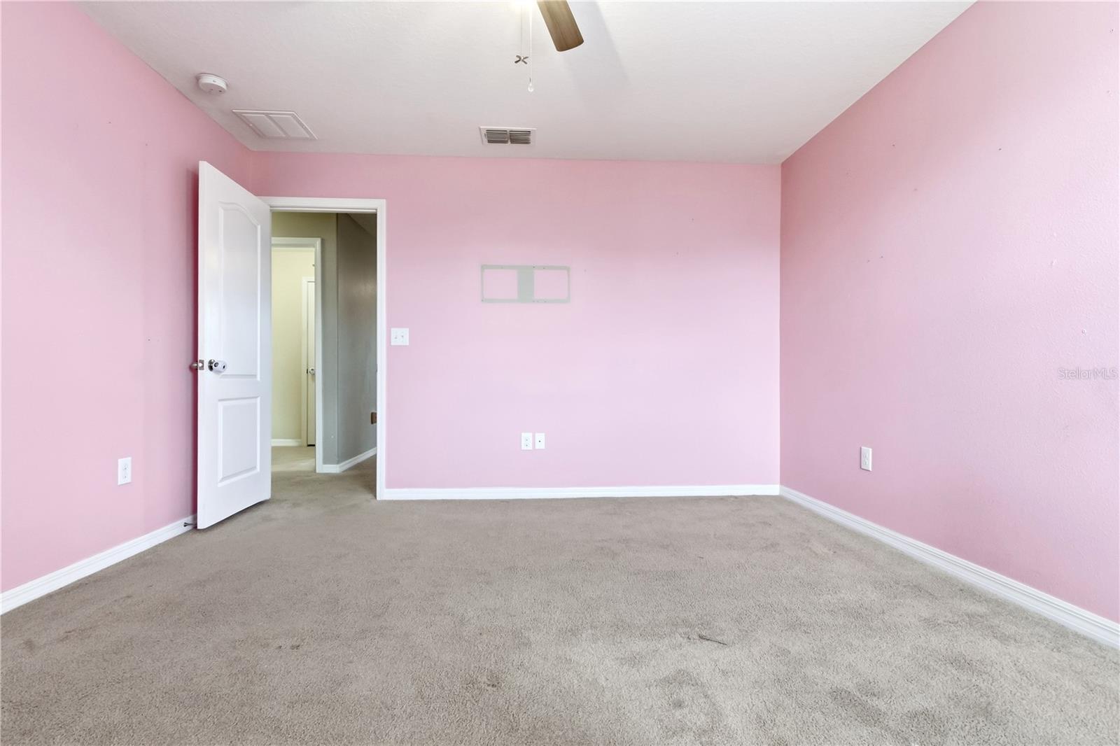 13822 REINDEER CIR — photo 42
