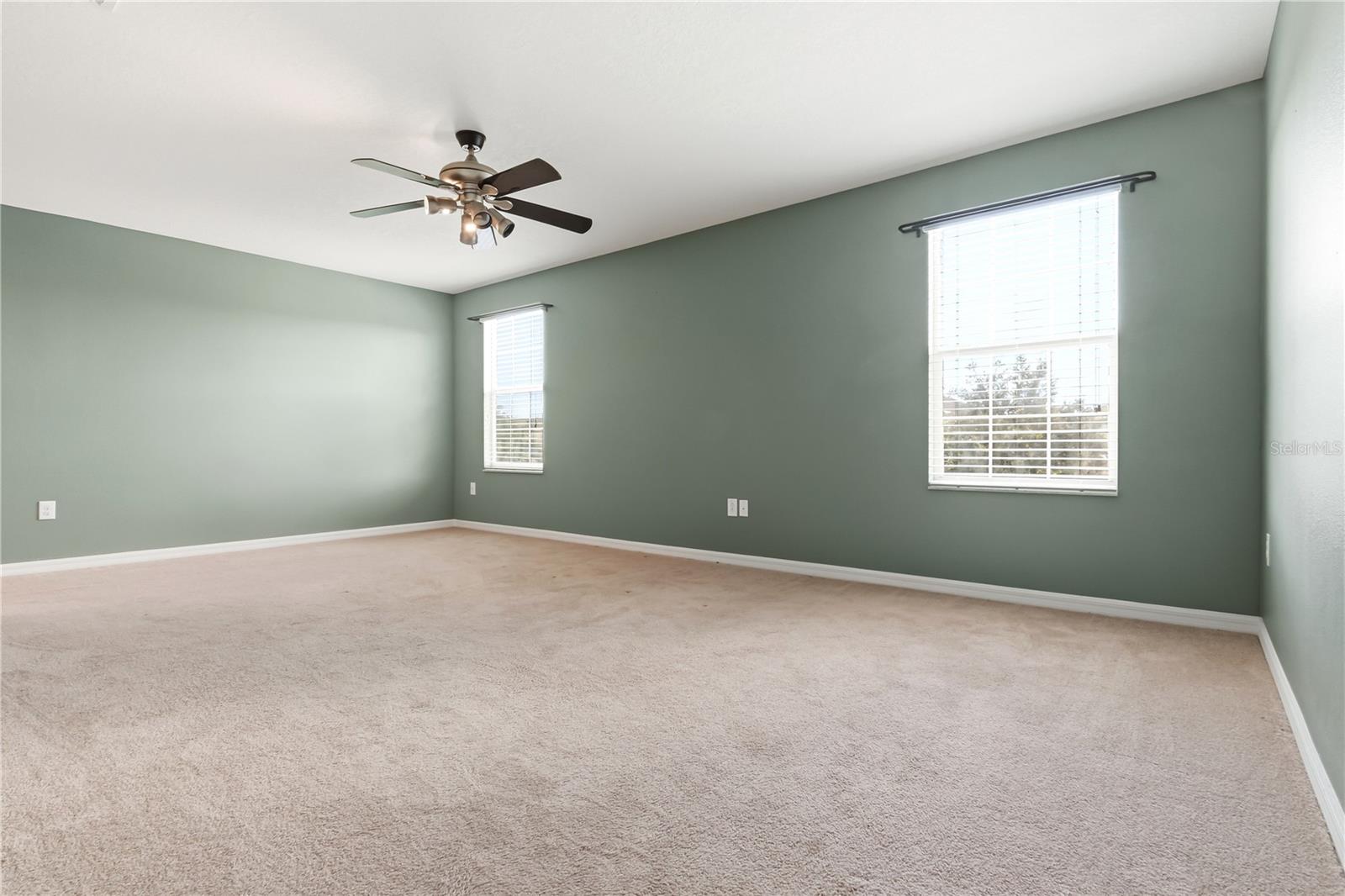13822 REINDEER CIR — photo 28