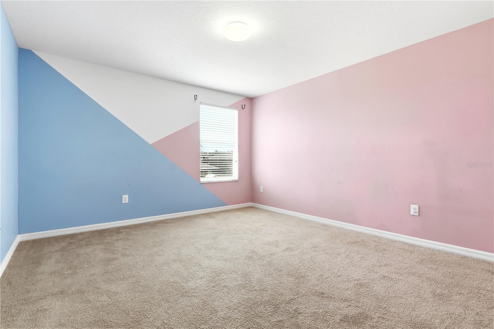 13822 REINDEER CIR — photo 44