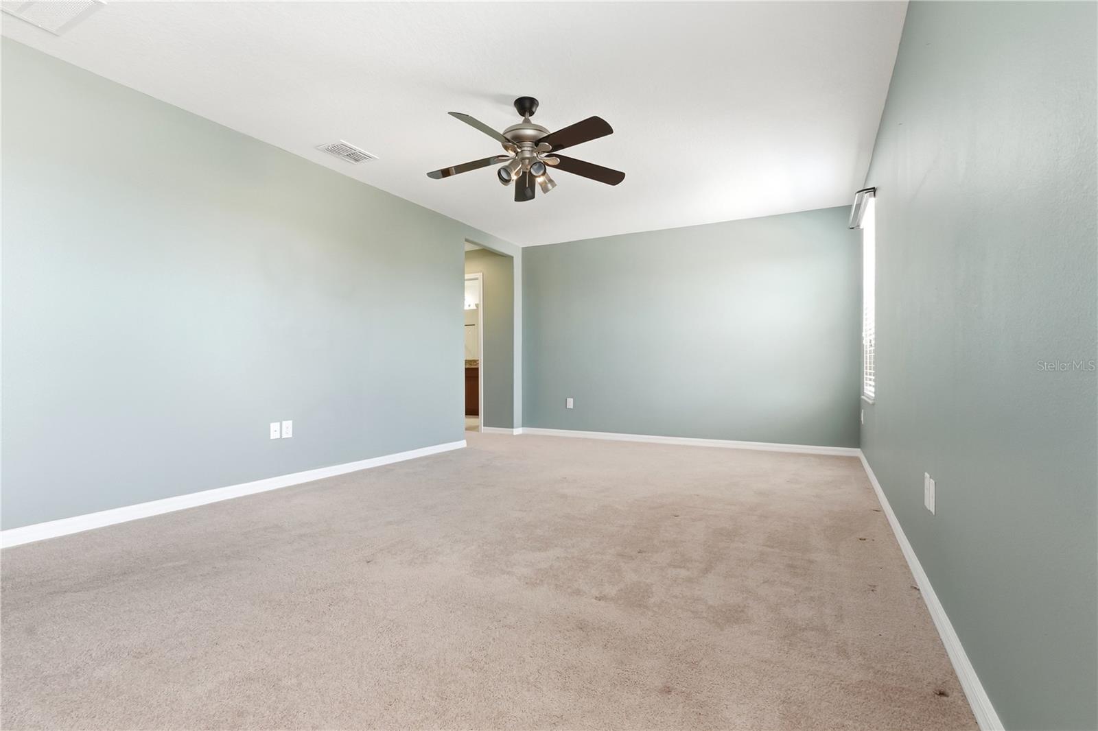 13822 REINDEER CIR — photo 30